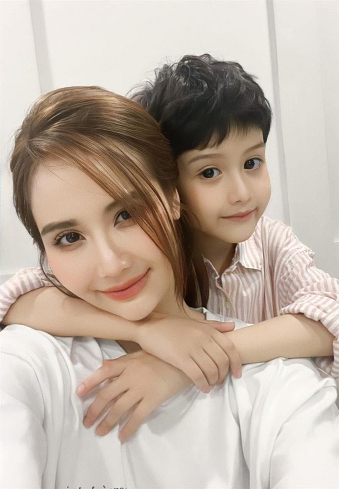 Loạt mỹ nhân vũ trụ VTV là mẹ đơn thân, tài sắc vẹn toàn, thu nhập hàng trăm triệu mỗi tháng-11