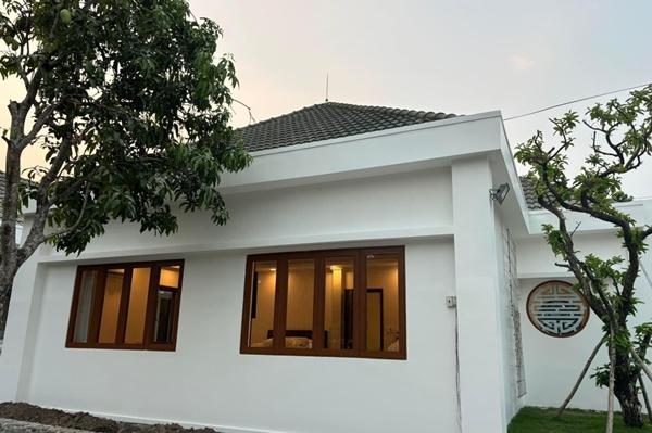 Việt Trinh sống thảnh thơi trong nhà vườn 2.500m2 sau giải nghệ-6