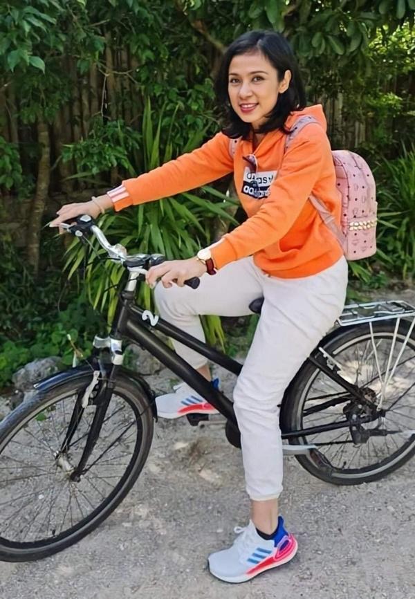 Việt Trinh sống thảnh thơi trong nhà vườn 2.500m2 sau giải nghệ-21