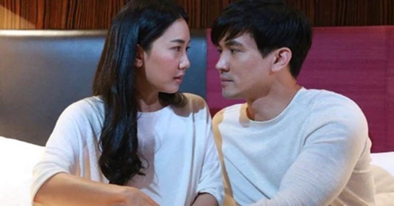 Cắn răng chấp nhận lấy chồng bại liệt, đêm tân hôn cô dâu sốc nặng với hành động của chú rể-1