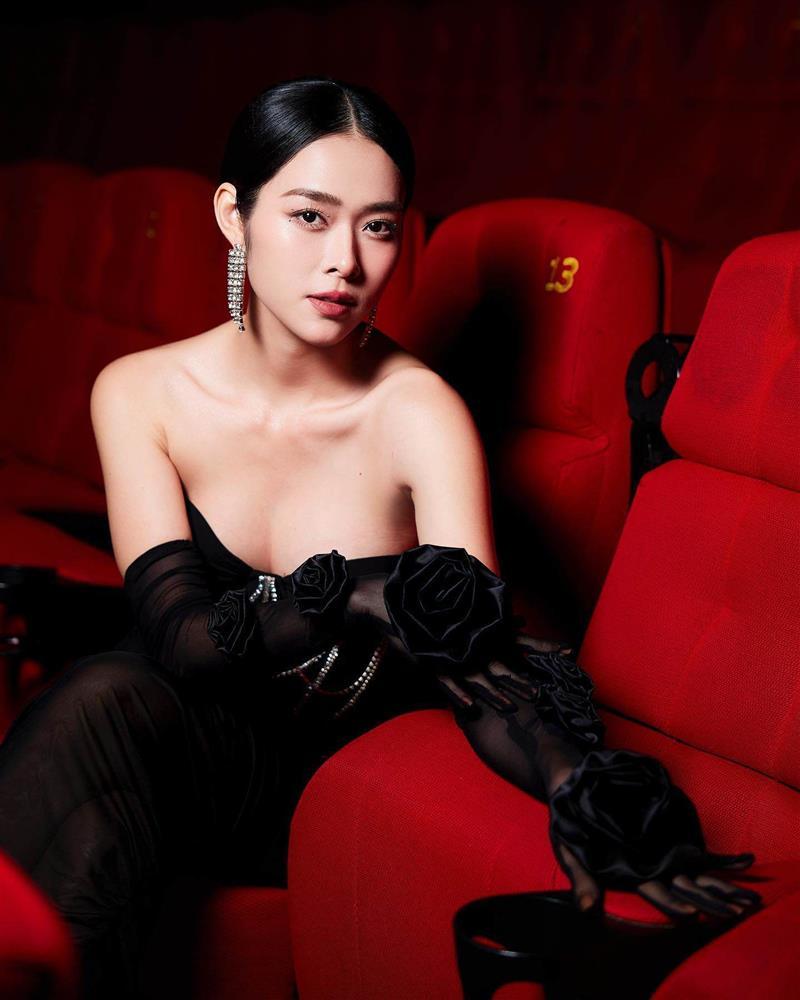 Gái 1 con mặc váy ảo ảnh đẹp mê, khán giả phải dụi mắt ngắm nhìn-5