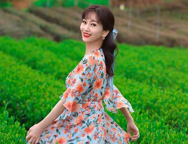 Nam diễn viên khiến đồng nghiệp xấu hổ khi đứng cạnh-4