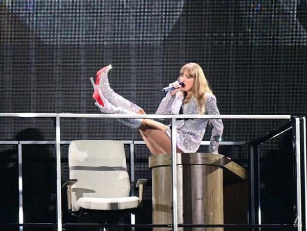 Show diễn gần đạt điểm 10 của Taylor Swift tại Singapore: Điểm trừ là gì?-9