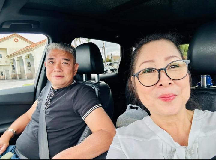 Khoảnh khắc đời thường ngọt ngào của NSND Hồng Vân và ông xã Lê Tuấn Anh-9