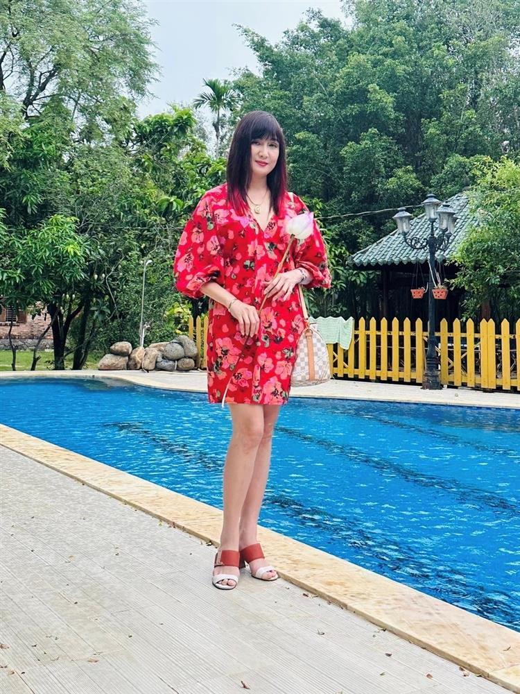 Mỹ nhân ảnh lịch Hiền Mai: Sau tai nạn suýt hỏng mặt, cuộc sống hiện tại như thế nào?-10