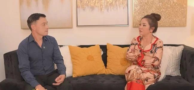 Gác lại sự nghiệp âm nhạc lừng danh, bé Xuân Mai và bố ruột chật vật mưu sinh ở Mỹ, thu nhập bấp bênh-2