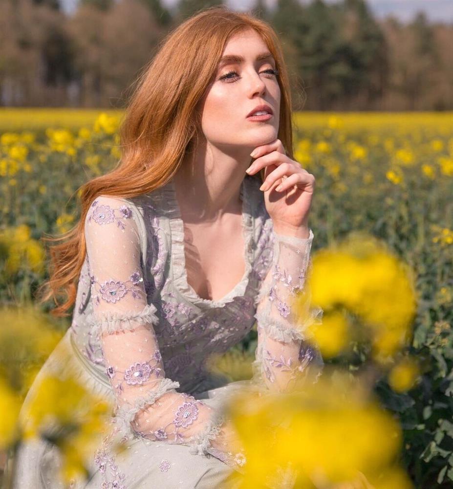 Ứng viên sáng giá Miss World 2023: Đam mê lái máy bay, quá khứ nhiều vết sẹo-13