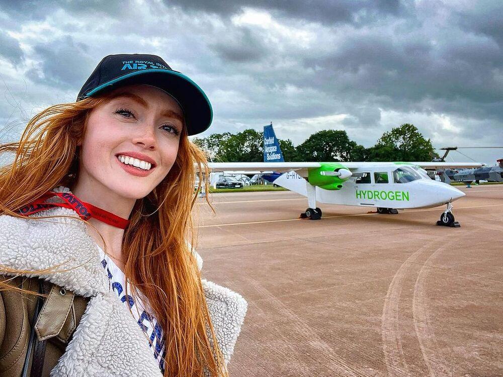 Ứng viên sáng giá Miss World 2023: Đam mê lái máy bay, quá khứ nhiều vết sẹo-14