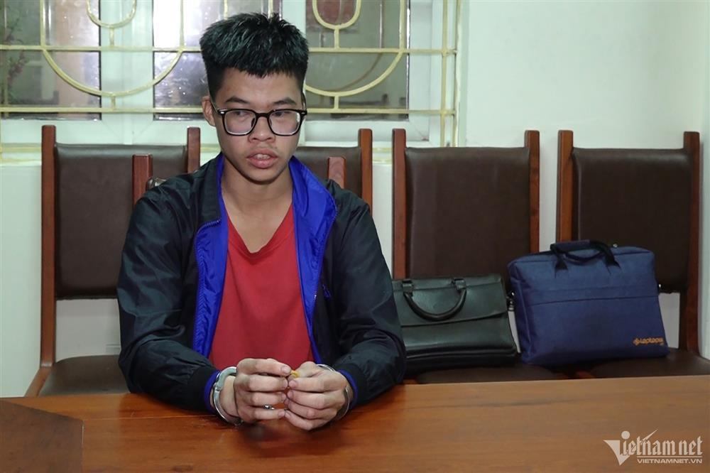 Bắt thanh niên nằm trên yên xe máy, lao vun vút trên Đại lộ Thăng Long-2