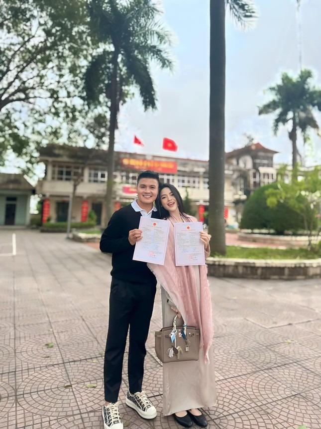 Quang Hải có nhiều thay đổi sau khi kết hôn với Chu Thanh Huyền-1