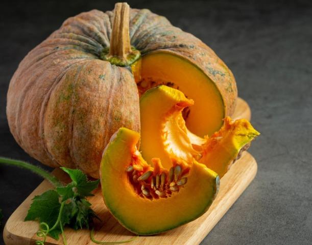 Chuyên gia tiết lộ 5 thực phẩm rẻ tiền được những người sống thọ nhất thế giới tin dùng, có 3/5 món ăn quen thuộc với người Việt-2