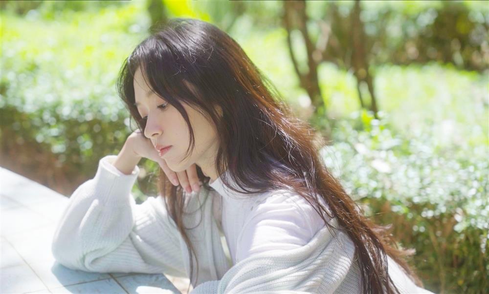 Nối gót Chi Pu không dễ-2