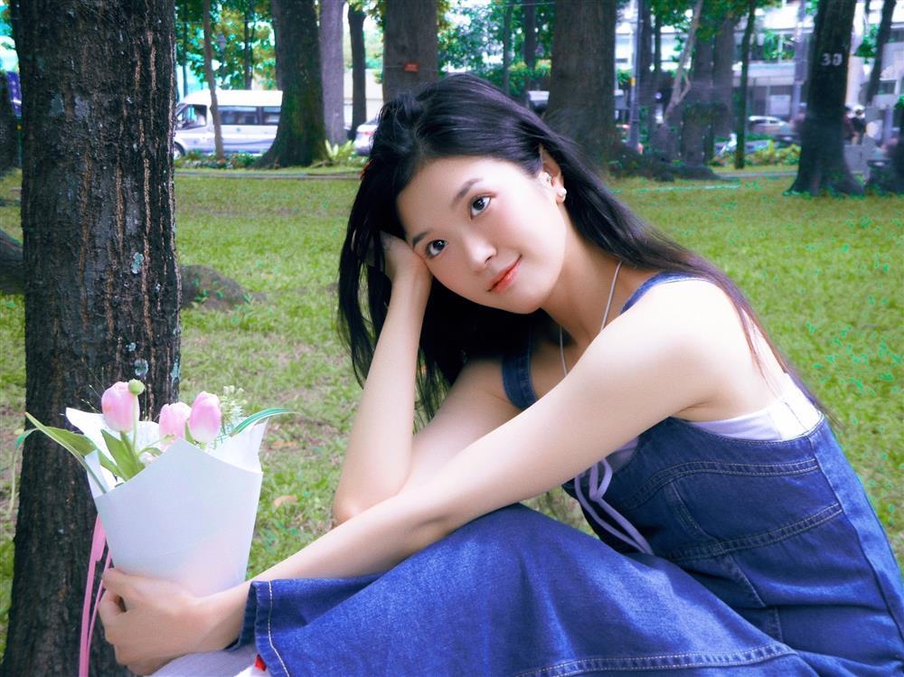 Nối gót Chi Pu không dễ-3