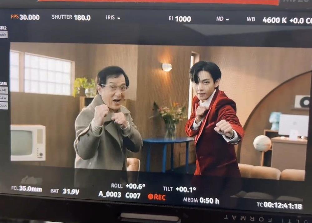 Thành Long gây xôn xao khi xuất hiện bên nam thần đẹp nhất thế giới-5