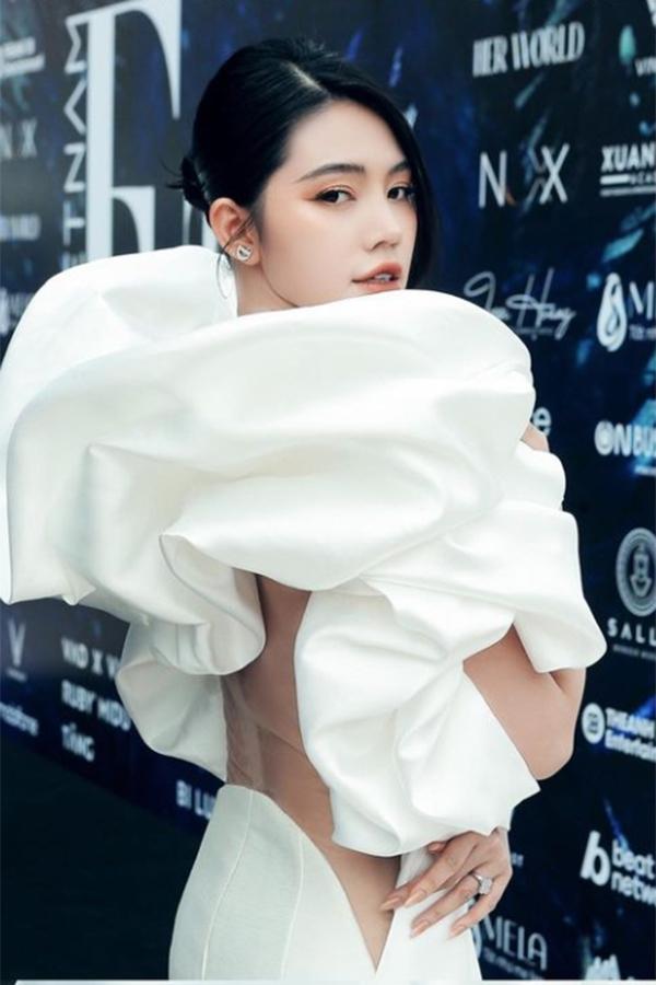 Jolie Nguyễn giàu như thế nào mà được gọi là rich kids?-1