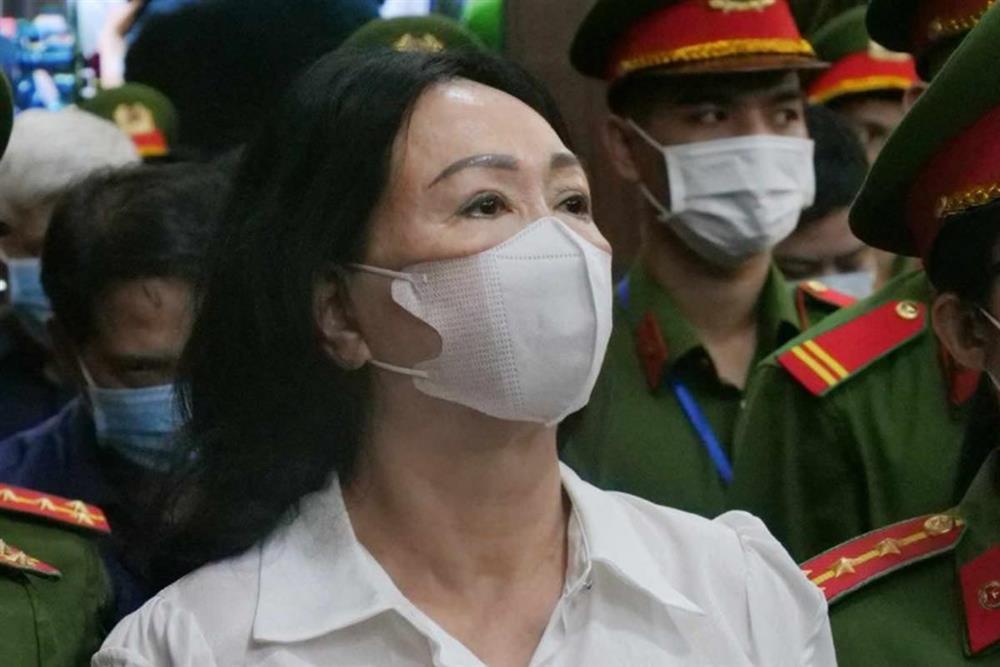 Bị cáo Trương Mỹ Lan nói đủ sức khỏe tham gia phiên tòa-2