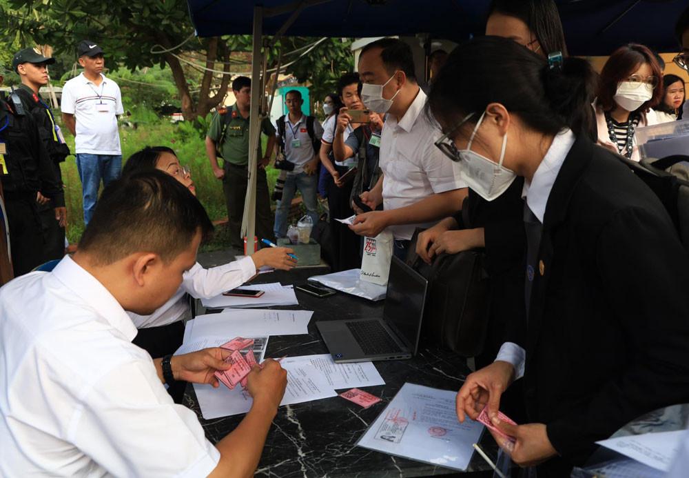 Bị cáo Trương Mỹ Lan nói đủ sức khỏe tham gia phiên tòa-9