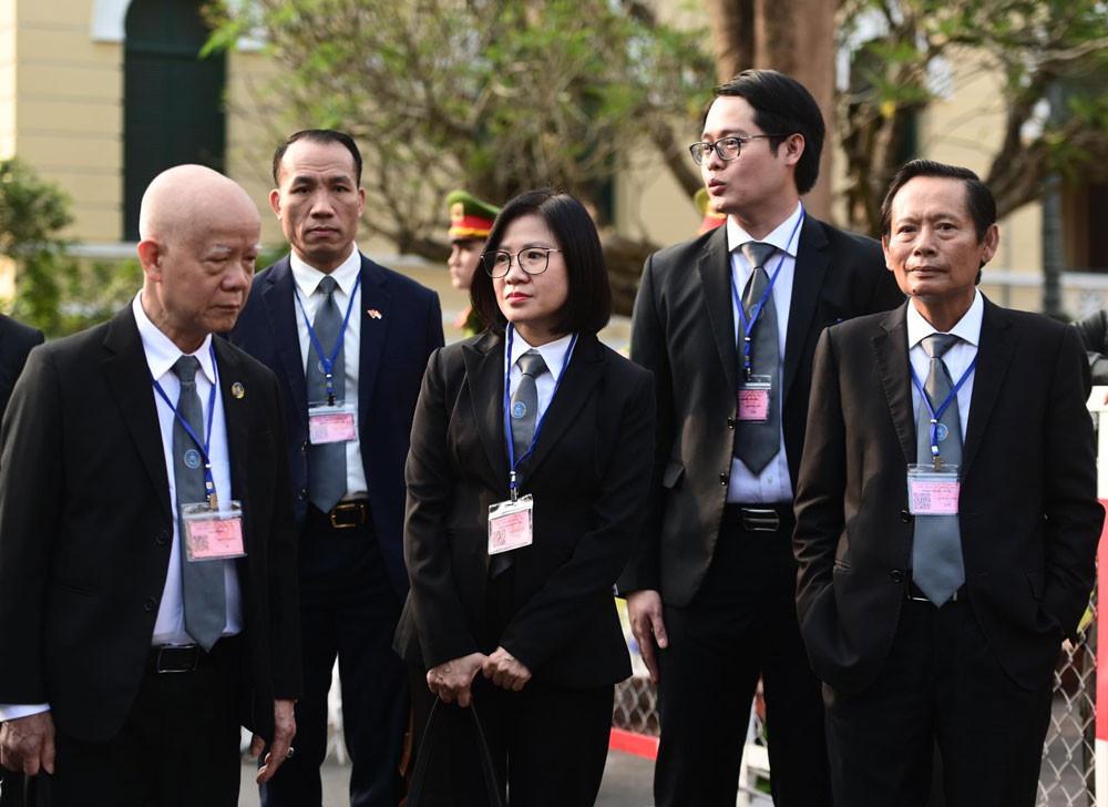 Bị cáo Trương Mỹ Lan nói đủ sức khỏe tham gia phiên tòa-10