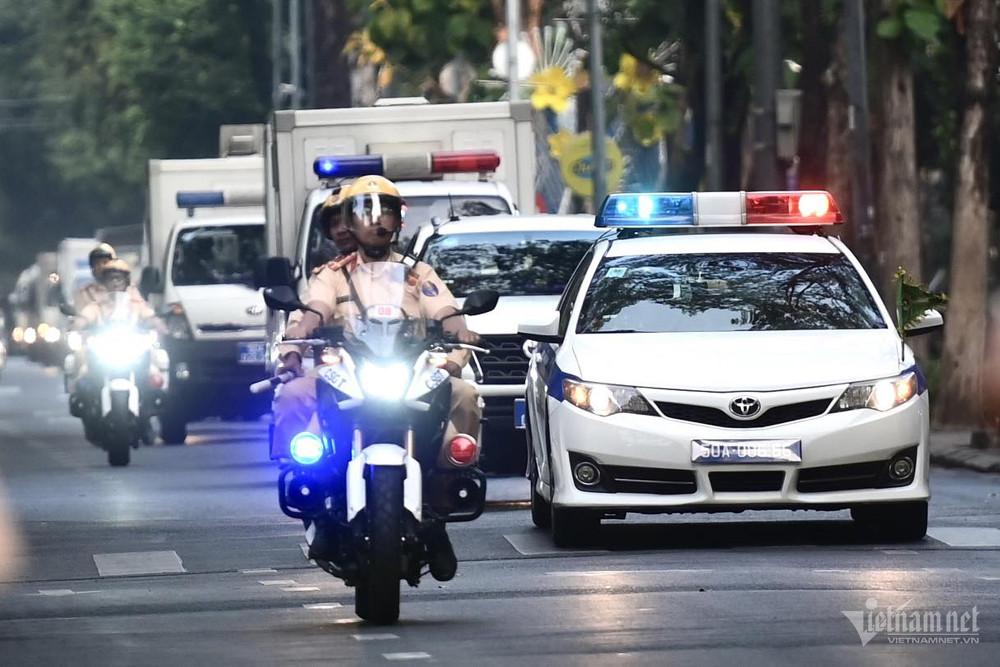 Bị cáo Trương Mỹ Lan nói đủ sức khỏe tham gia phiên tòa-13