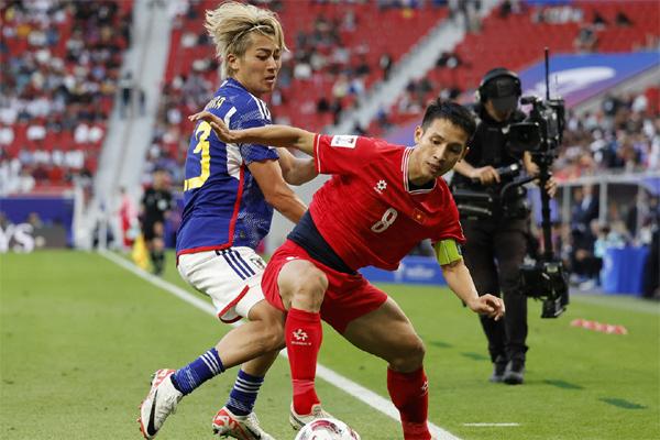 Sự thật đằng sau phát biểu gây sốc của HLV Hà Nội FC về Đỗ Hùng Dũng-2