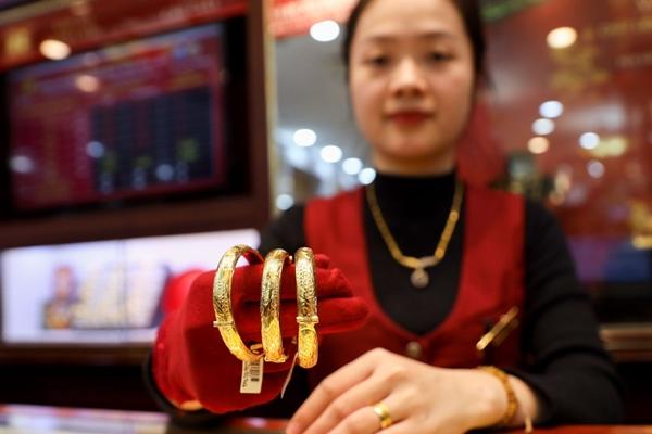 Giá vàng nhẫn lại lập đỉnh mới, lên hơn 68,6 triệu đồng-2