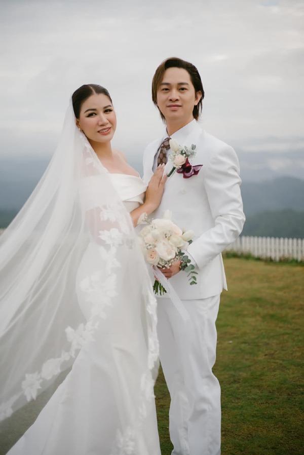 Trước khi sang Mỹ không bằng cấp phải làm việc chân tay, Trang Trần ở Việt Nam có của ăn của để ra sao?-6