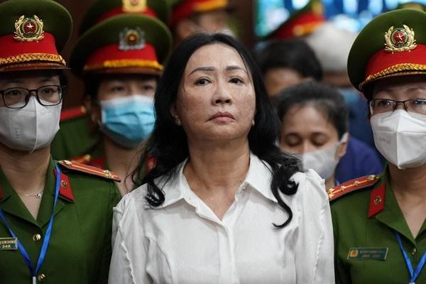 Đề nghị truy tố 254 bị can trong ‘đại án đăng kiểm’-5