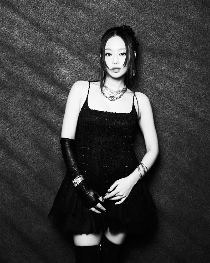 Jennie (BlackPink) được săn đón-8