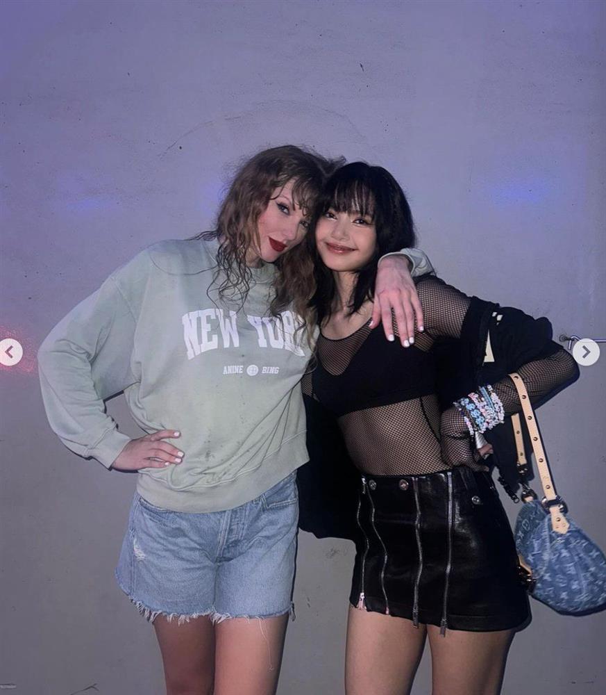 Người đẹp đọ dáng Taylor Swift gây sốt mạng xã hội, mê mặc kiệm vải đến độ tranh cãi-1