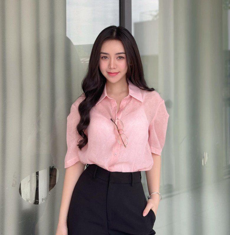 Quỳnh Kool ngoài đời khác hẳn trên phim, mê style hở bra khoe da trắng mịn màng-6