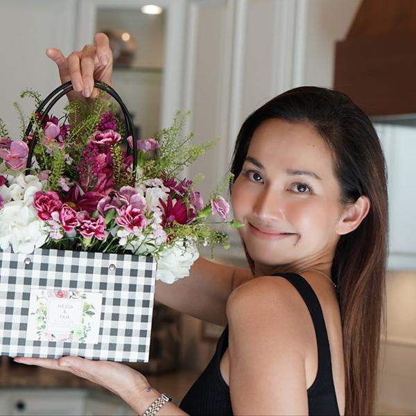 Đời thực mỹ nhân Việt theo chồng định cư ở nước ngoài: Kim Hiền trẻ đẹp bên cuộc hôn nhân thứ 2-3