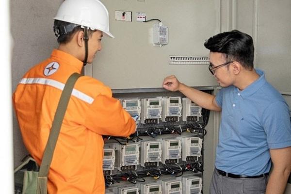 Phản ứng của người dân TP HCM khi nhận hóa đơn tiền điện tháng 4-2