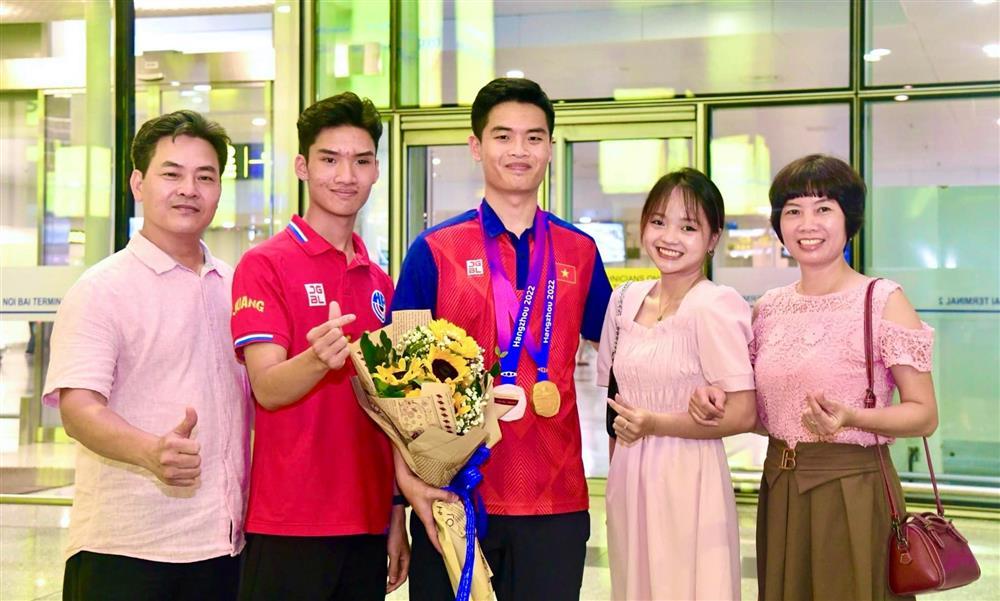 Chuyện tình bén duyên nhờ lướt Facebook của VĐV bắn súng Phạm Quang Huy-4