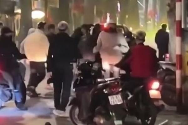 Tuấn Phò mã bị bắt-2