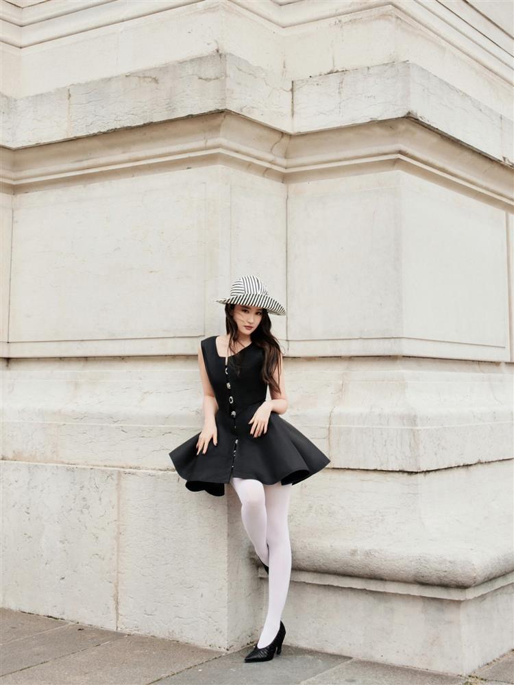 Lưu Diệc Phi gây sốt tại show diễn của Louis Vuitton, danh xưng đại sứ toàn cầu không phải hữu danh vô thực-2