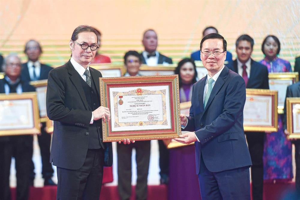 Diva Thanh Lam sẽ làm đám cưới với chồng bác sĩ sau khi nhận danh hiệu NSND-1