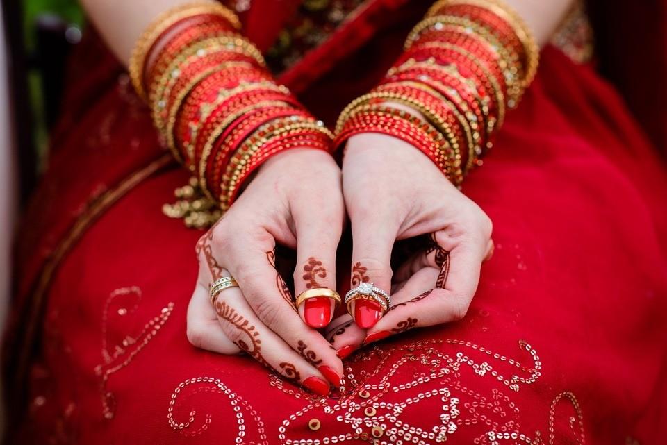 Sự phô trương quyền lực và tiền bạc-7