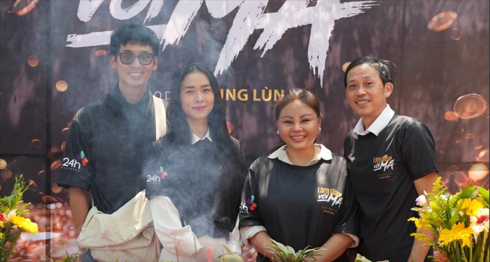 Danh hài Hoài Linh hậu lùm xùm từ thiện: Sống kín tiếng ở tuổi 55, học bồi dưỡng nghề đạo diễn sân khấu-5