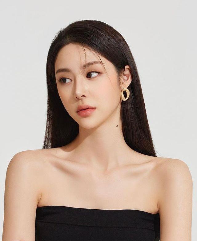 Đúng 16h ngày 8/3, Thần Tài mở lối vận may, 3 con giáp trở thành cỗ máy in tiền, gặt hái thành công-1