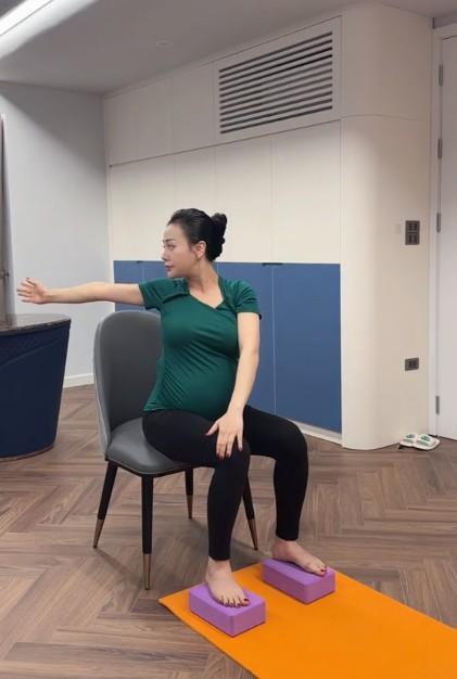 Quỳnh Búp Bê nặng 70kg vẫn tự tin khoe vẻ đẹp hấp dẫn, Shark Bình ngày càng mê-3