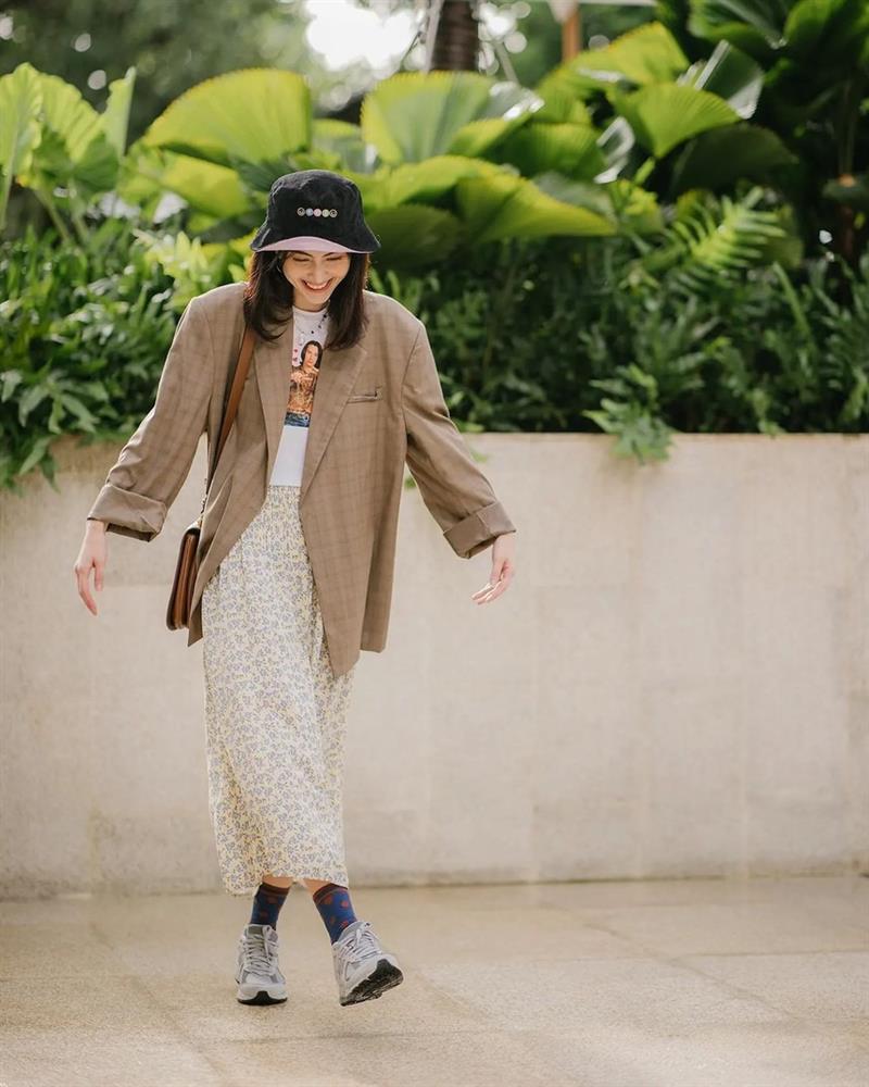 Thời trang diện váy xinh tươi, ăn ảnh của Mai Davika-8