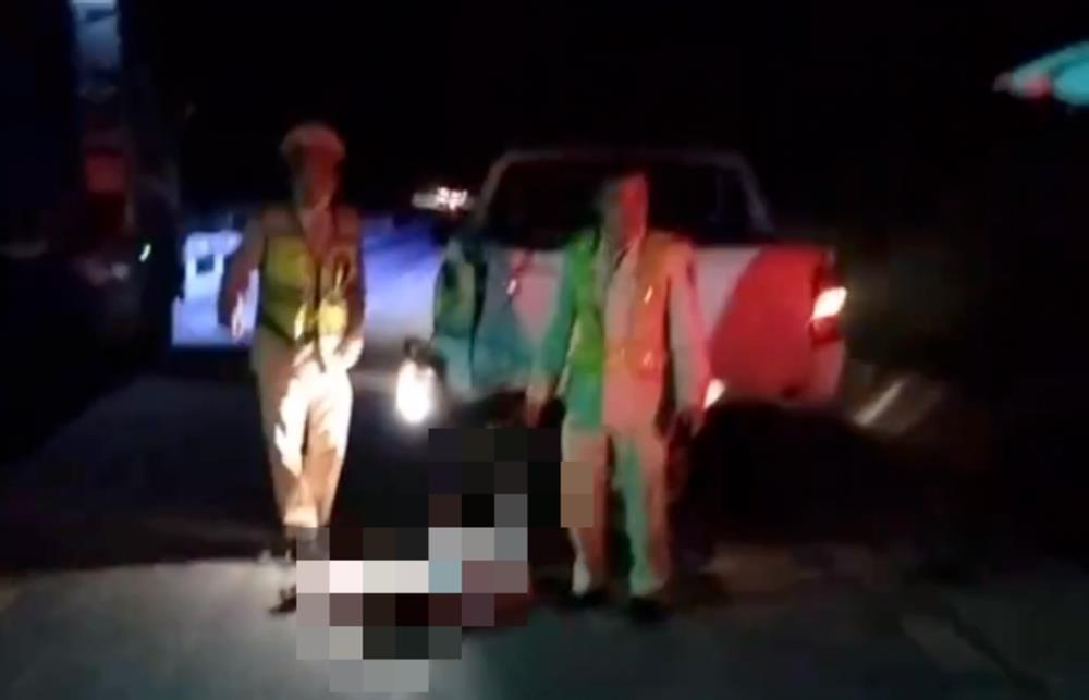 Nam thanh niên ở Thanh Hóa đâm vào đuôi xe CSGT tử vong-1