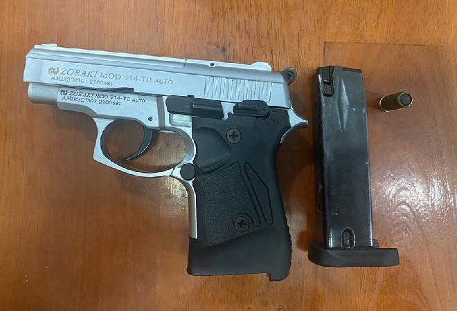 Nghe cha kể bị đe dọa khi chăn vịt thả đồng, con tìm đối phương nổ súng uy hiếp-2