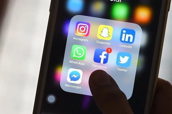 Lý do Facebook sập toàn cầu-1