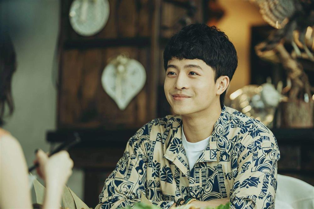 Dàn sao 4 năm, 2 chàng, 1 tình yêu hiện tại: Midu là đại gia nhà đất, Harry Lu vắng bóng-9