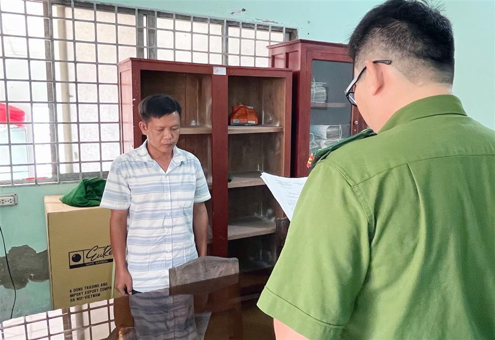 Bắt người đàn ông nhiều lần dâm ô nữ sinh-1