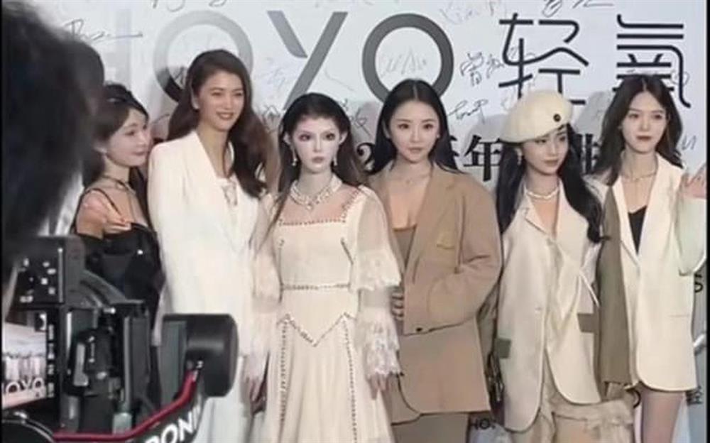 Camera thường check sự chênh lệch đẳng cấp giữa diễn viên và hot girl mạng là đây-1