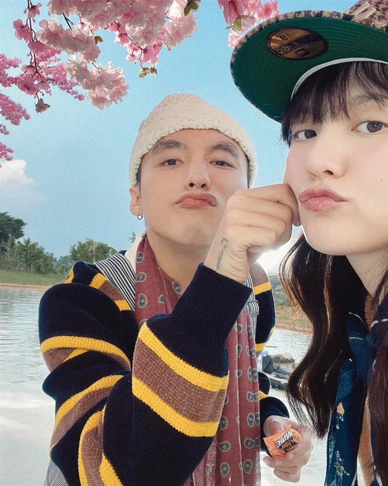 Nhan sắc bạn gái Sơn Tùng M-TP-3