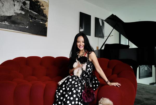 Bống Hồng Nhung quá trẻ đẹp bên Quang Dũng, điều gây chú ý lại là vóc dáng sau Tết của nữ diva nhạc Việt-2