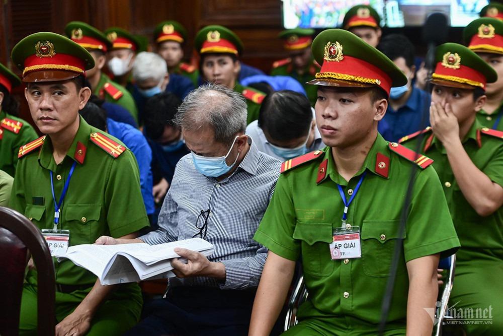 Nhân viên ngân hàng SBC nghỉ việc, bà Trương Mỹ Lan hỗ trợ 20 tỷ đồng-3